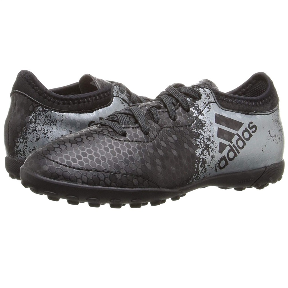 NWOB Adidas Kids Soccer shoes sz 12 BRAND NEW!